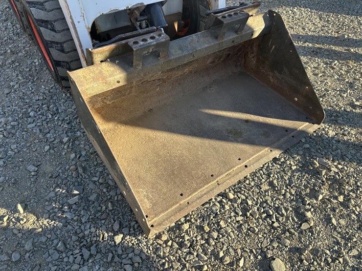 2015-bobcat-s70-image-22