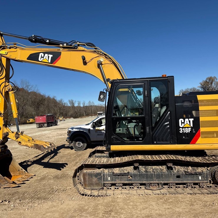 CATERPILLAR 318FL