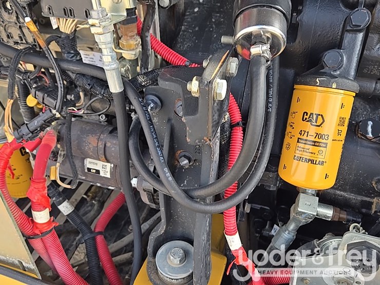 2019-caterpillar-tl1255d-image-94