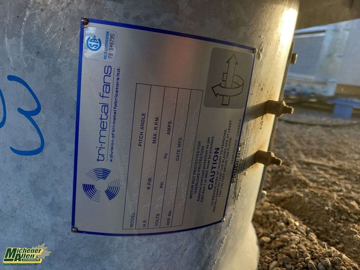 tri--metal-fans-image-8