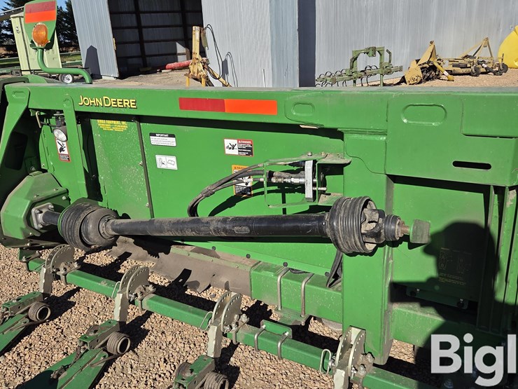 2013-john-deere-612c-stalkmaster-image-10