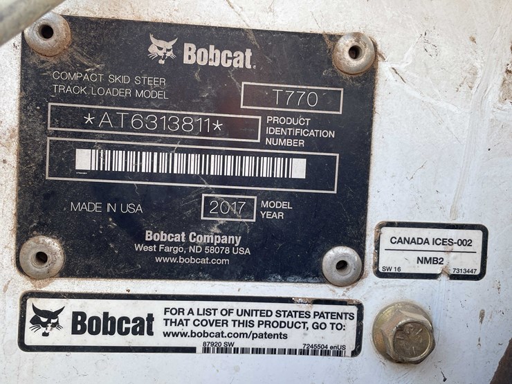2017-bobcat-t770-image-18