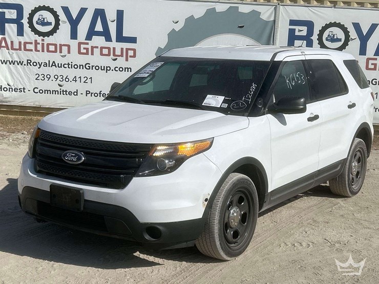 2015-ford-explorer-image-1