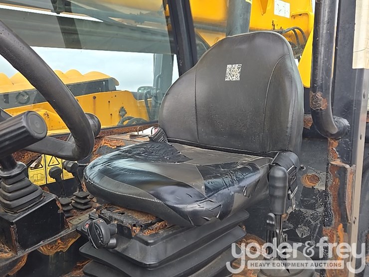 2017-jcb-506-36-image-77