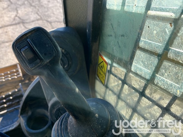 2014-caterpillar-279d-image-28