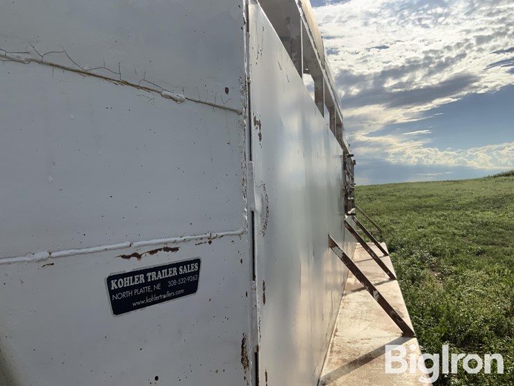 1985-easley-s/a-gooseneck-livestock-trailer-image-10