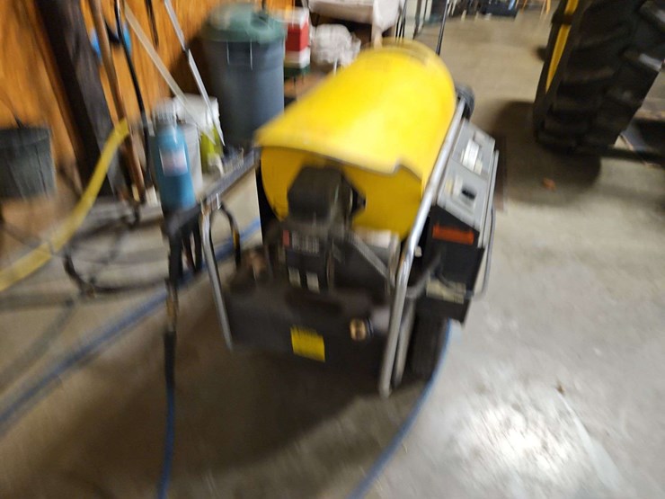 land-pressure-washer-image-2