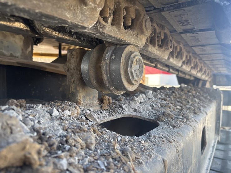 2013-deere-85d-image-63