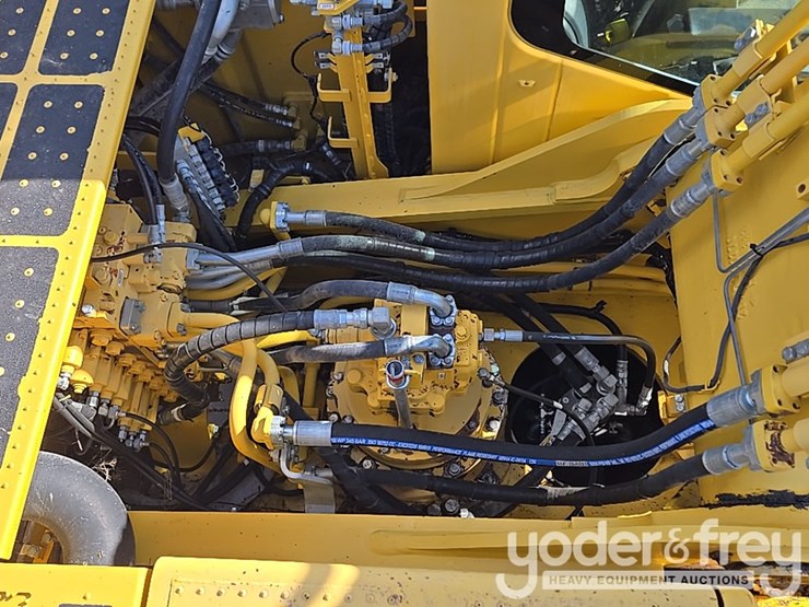 2018-komatsu-pc360-lc-11-image-44