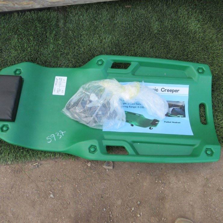 New Unused 40" x 20" x 5" Mechanic Creeper