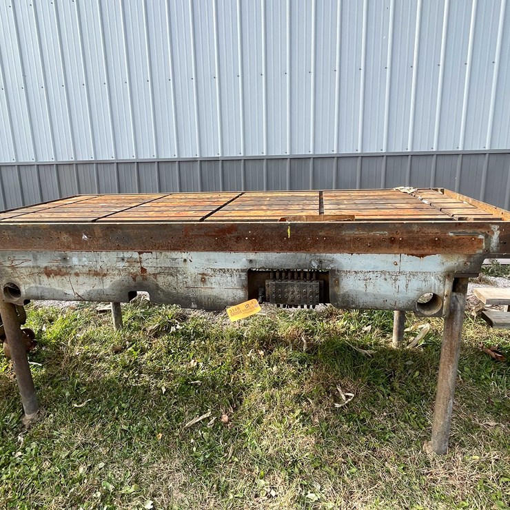 #3148 • Heavy Duty Shop Table
