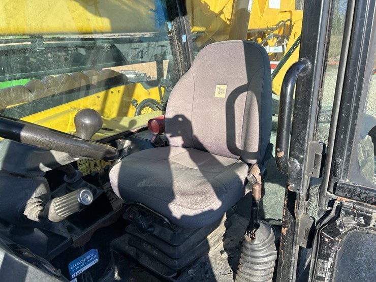 2016-jcb-507-42-image-39
