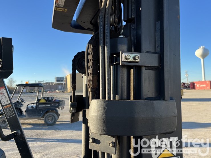 2015-caterpillar-2c6000-image-26