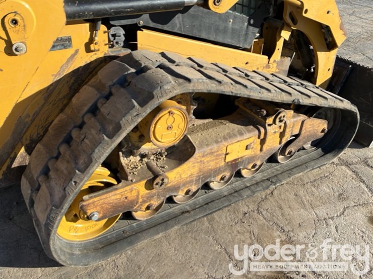 2014-caterpillar-279d-image-9
