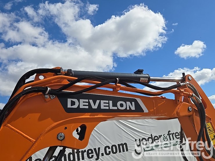 2024-develon-dx27z-7-image-36