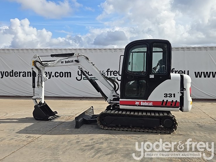 bobcat-331g-image-2