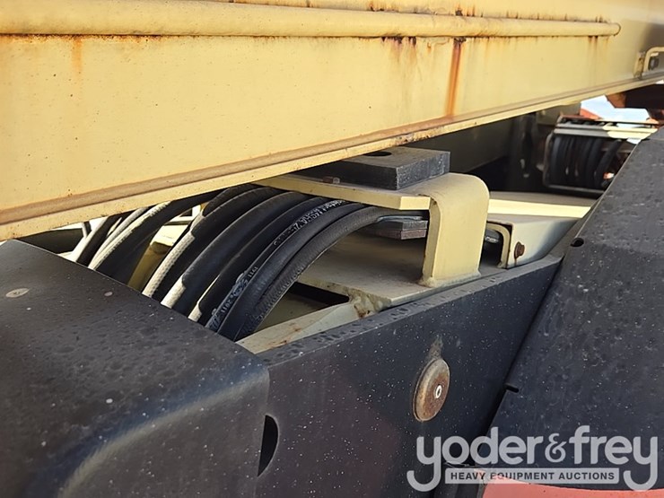 2014-jlg-600aj-image-42