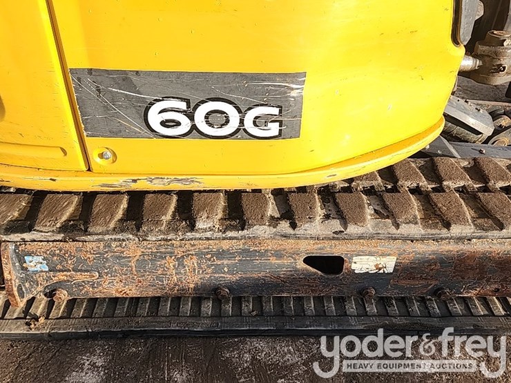 2020-deere-60g-image-9