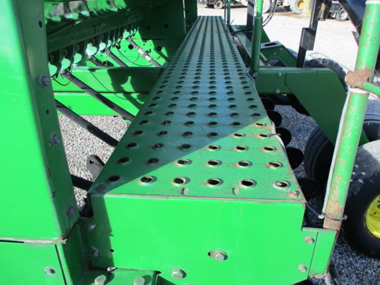 john-deere-750-image-57