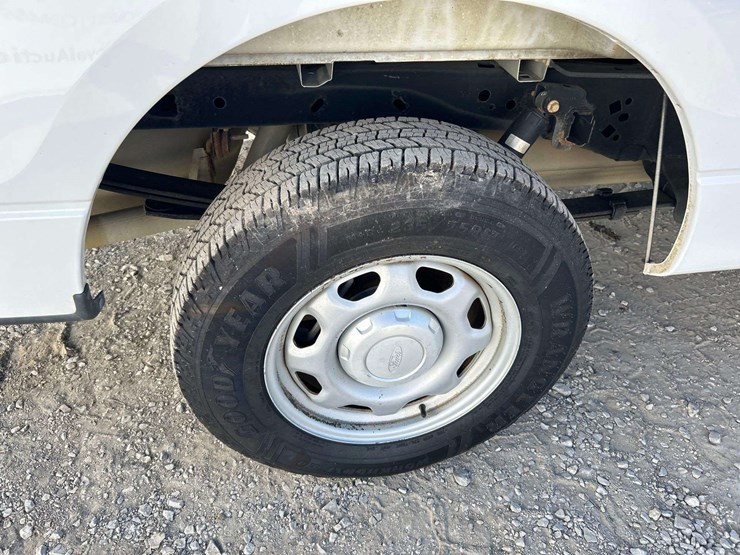 2014-ford-f150-image-21