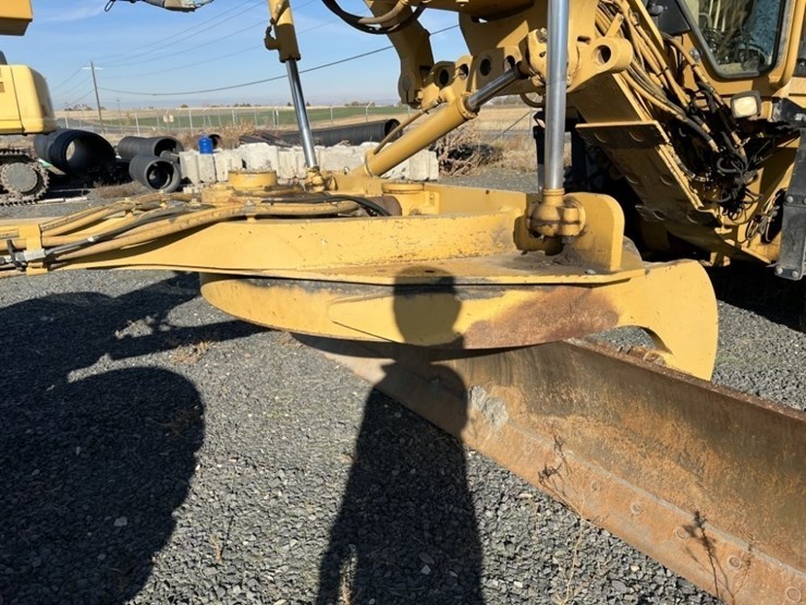 2006-caterpillar-160h-image-14