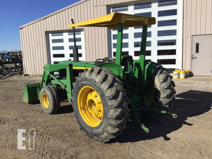 john-deere-2440-image-6