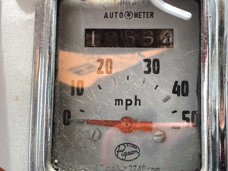 #3108-•-vintage-riverside-silver-pigeon-moped-(no-title)-image-8