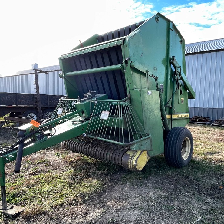 #3024 • John Deere 5N Bailer