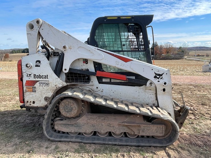 2017-bobcat-t770-image-4