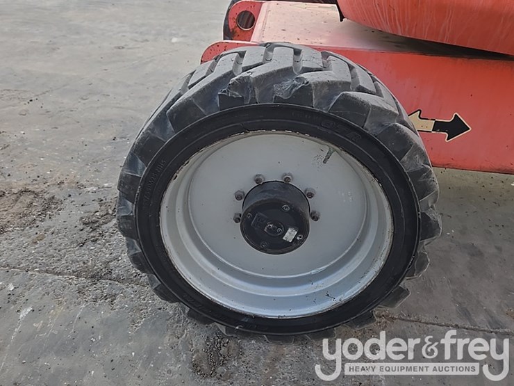 2015-jlg-600aj-image-10