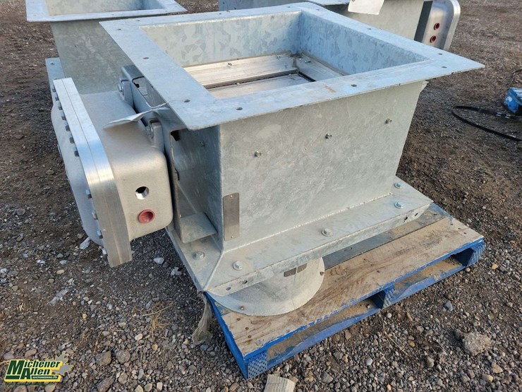 tri--metal-fans-image-3