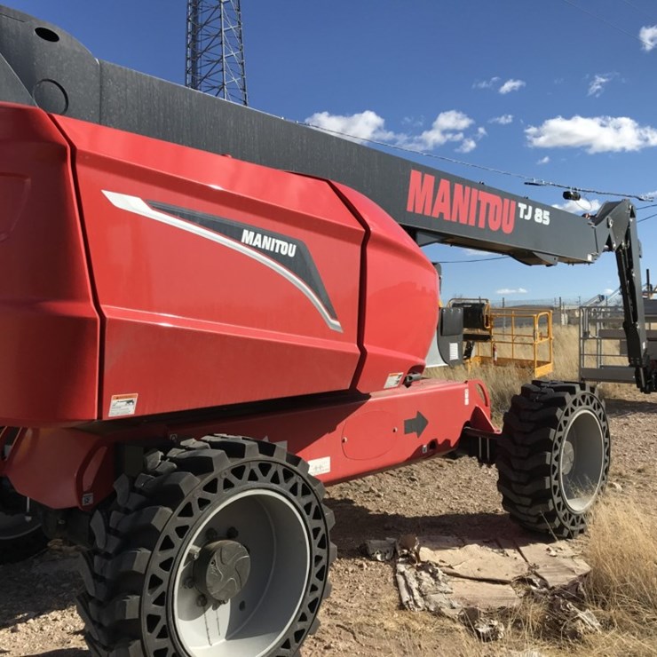 #1019 • 2020 Manitou TJ85 Manlift
