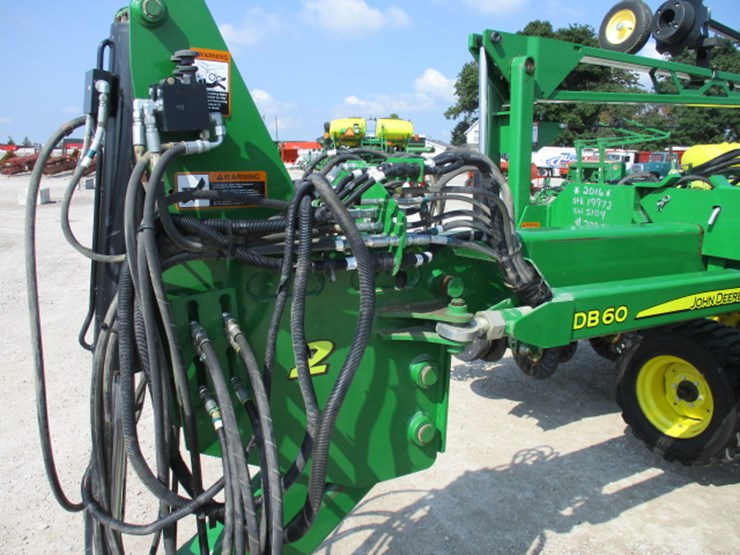 2016-john-deere-db60-image-80