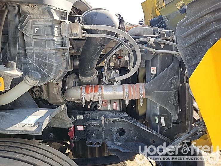 2019-freightliner-cascadia-image-28