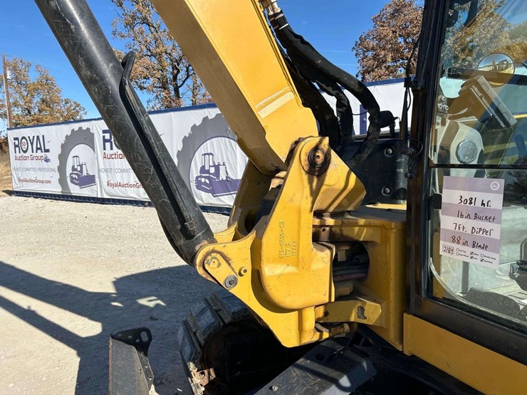 2021-caterpillar-308cr-midi-excavator-image-25