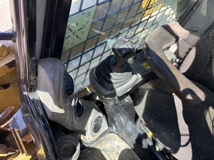 caterpillar-299d-image-26