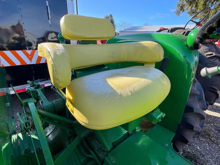 john-deere-2010-image-21