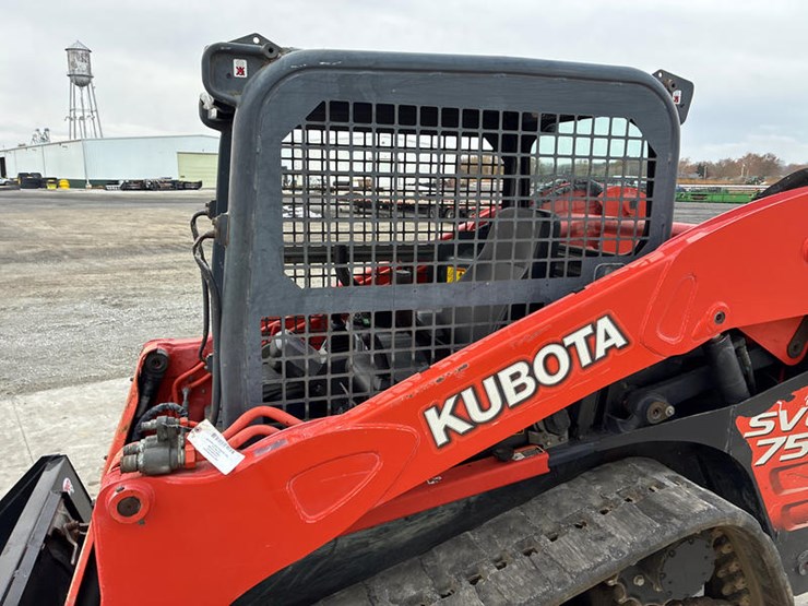 kubota-svl75-2-image-25