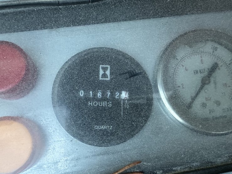 2016-sullivan-palatek-d90pku-image-5