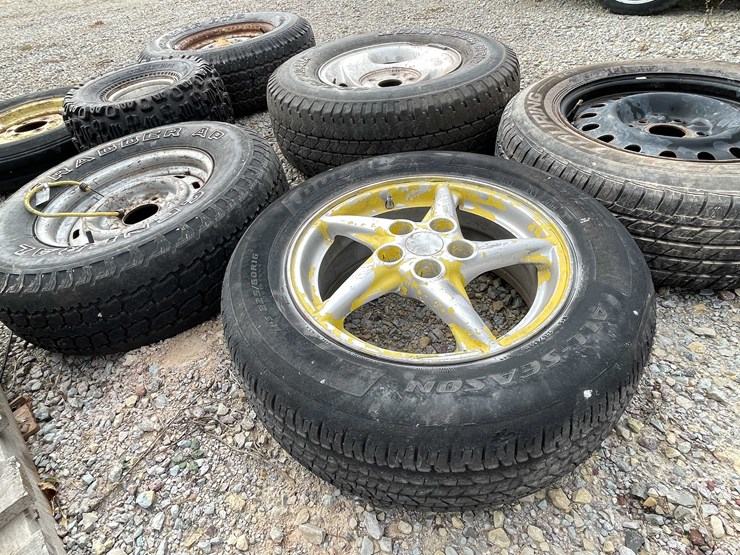 #3123-•-(6)-misc.-wheels-and-tires-image-5