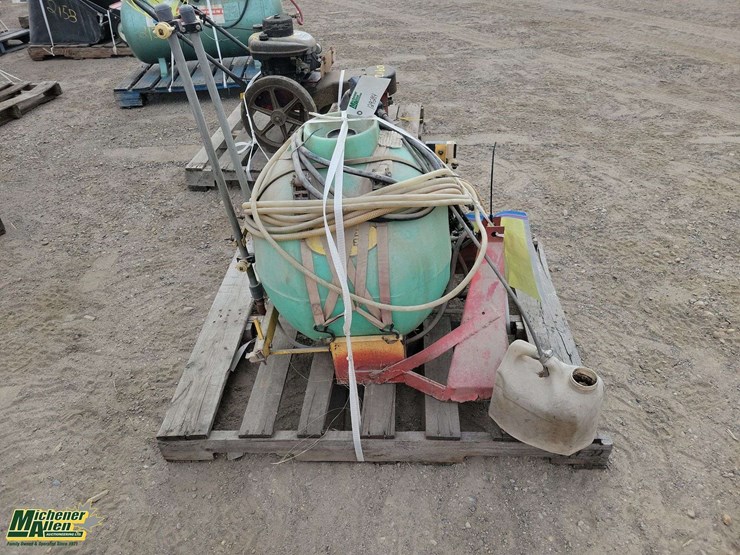 3-point-hitch-sprayer-image-2