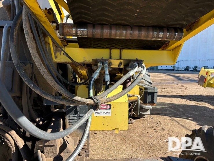 2012-new-idea-800c-image-36