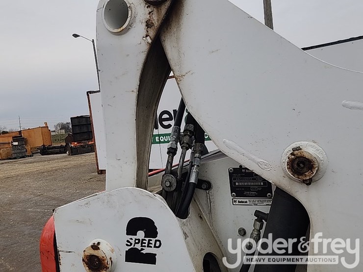 2018-bobcat-s570-image-19