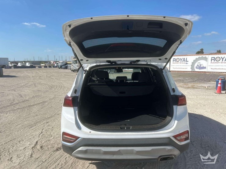 2020-hyundai-santa-fe-image-29