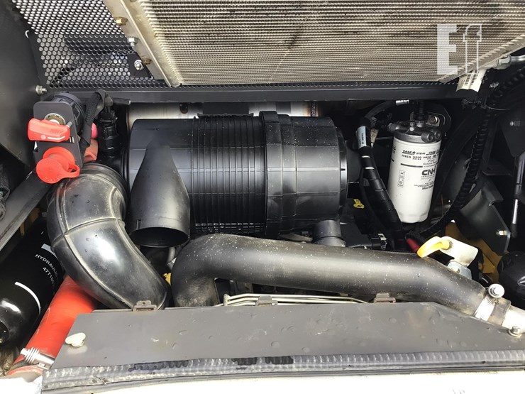 2023-new-holland-c345-image-21