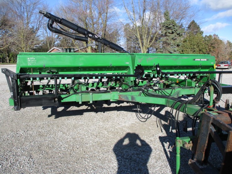 john-deere-750-image-2