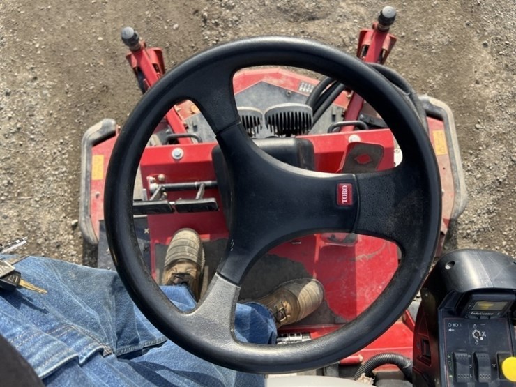 2020-toro-groundmaster-4000-d-rotary-mower-image-19