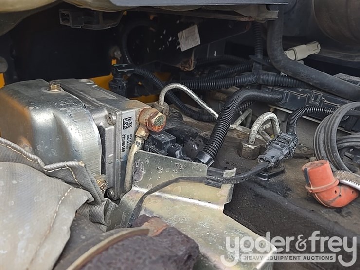 2017-jcb-506-36-image-74