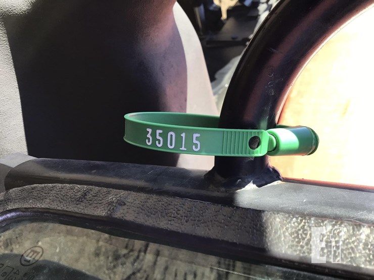 case-ih-mx135-image-25