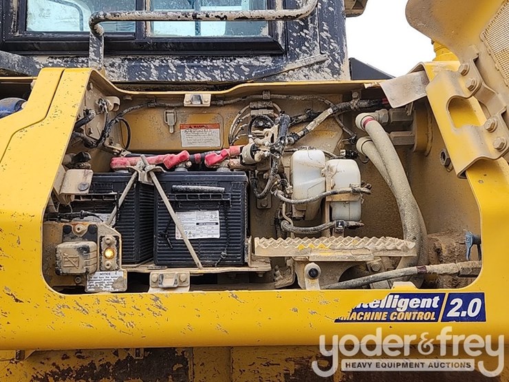 2021-komatsu-d71exi-24-image-18